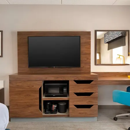 Hampton Inn Bloomsburg-3