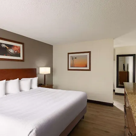 Ramada By Wyndham Elko Hotel At Stockmen'S Casino-2