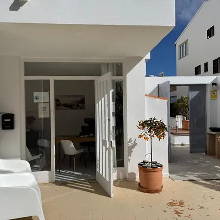 Orange Colom - Seaside Apartments-3
