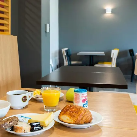 B&B Hotel Nantes Savenay-2