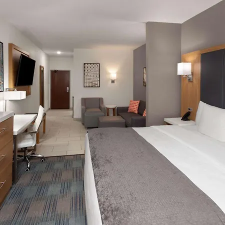 La Quinta Inn & Suites By Wyndham Coralville Iowa City-2