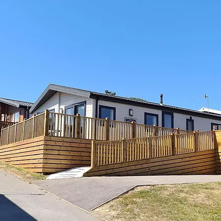 Shear Barn Holiday Park-2