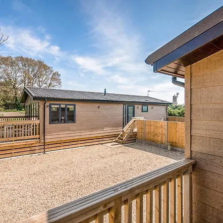 Hawthorn Glen Lodges-3