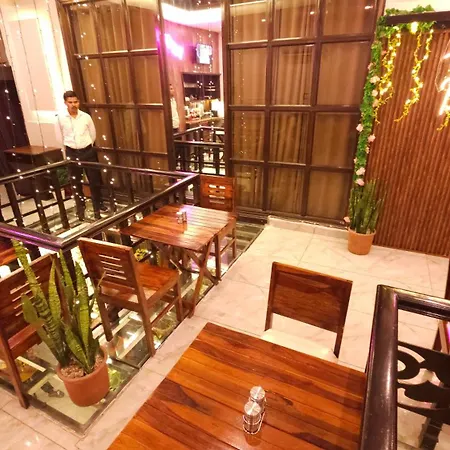 Hotel Vrs Inns-3