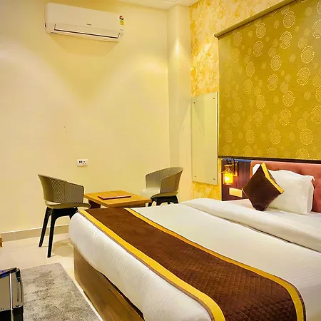 Hotel Tulsi Grand Inn-3