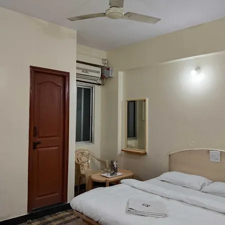 Hotel O Sri Vijaya Palace Lodging-3