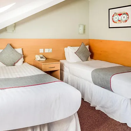 London Guest House By Oyo - Acton-2