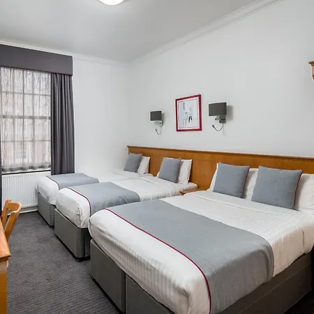 Oyo Townhouse New England, London Victoria-3