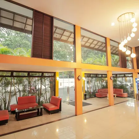 Collection O 295 Grha Ciumbuleuit Guest House-3