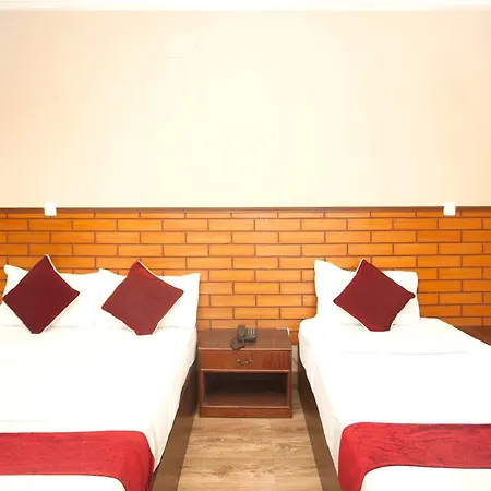 Hotel Holiday Taj-2