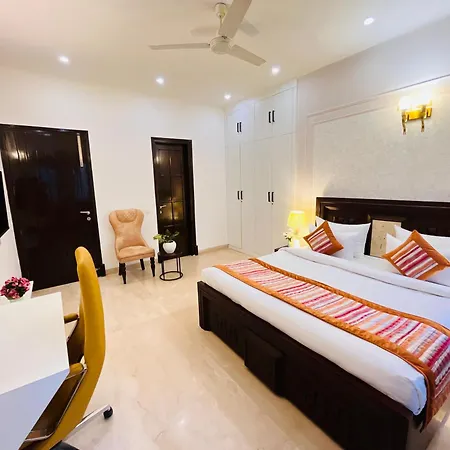 The South Manor Residency Near Aiims Hospital New Delhi-3