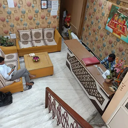 Hotel City -- Near New Delhi Railway Station And Walk In Rk Ashram Metro Station-2