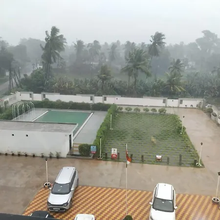 Hotel Gokulam Grand-3