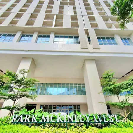 Park Mckinley West In Bgc Taguig-2