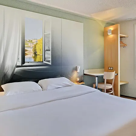 B&B HOTEL le Mans Centre-3