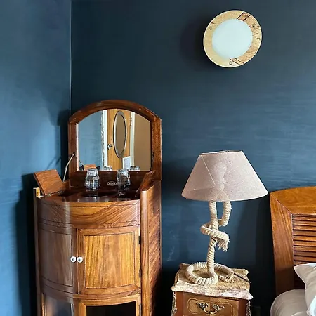 Oyo The Townhouse-2