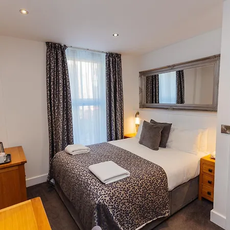 Carlton Hotel-3