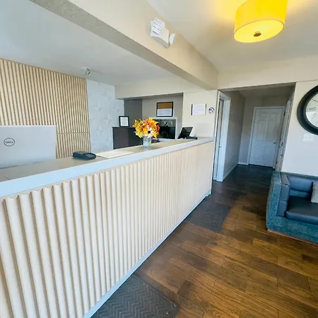 Red Lion Inn & Suites Junction City-3