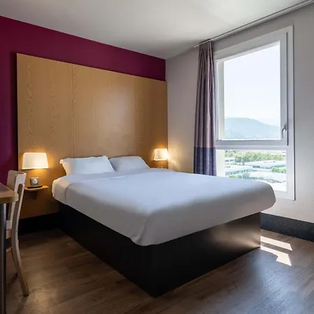 B&B HOTEL Grenoble Centre Alpexpo-3