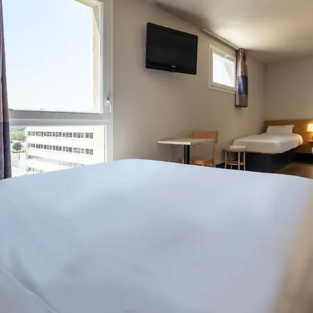 B&B HOTEL Grenoble Centre Alpexpo-2