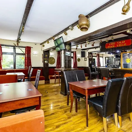 Old Oak Tree Inn-3