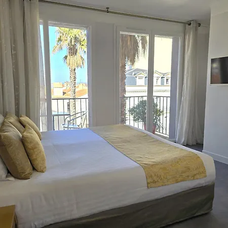 Nyx Boutique Hotel-3