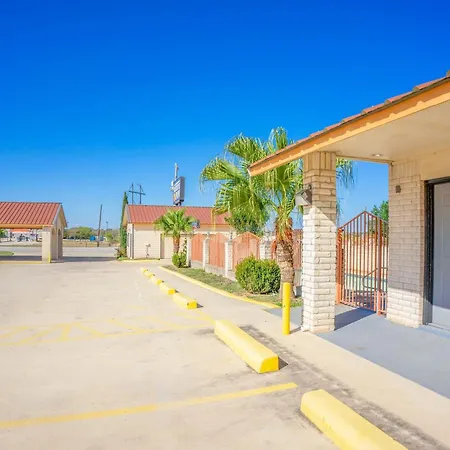 Pleasanton Executive Inn By Oyo-3