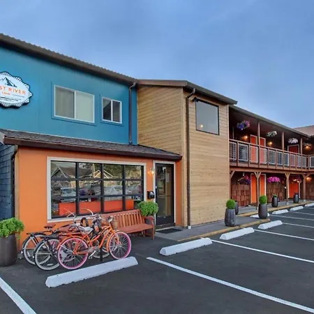 Coast River Inn By Oyo Seaside-3