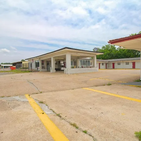 Oyo Hotel Mcalester Ok S Main St-2