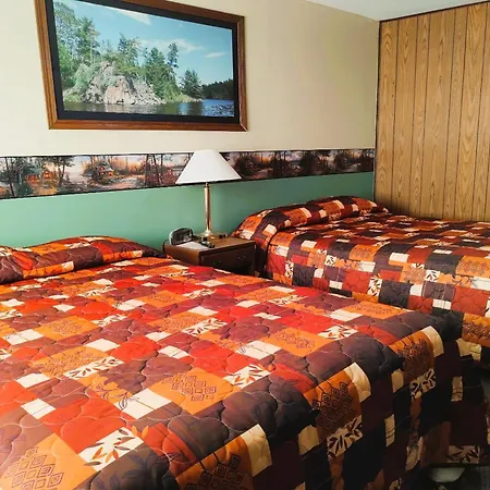 Love Hotels Voyageur By Oyo At International Falls Mn-3