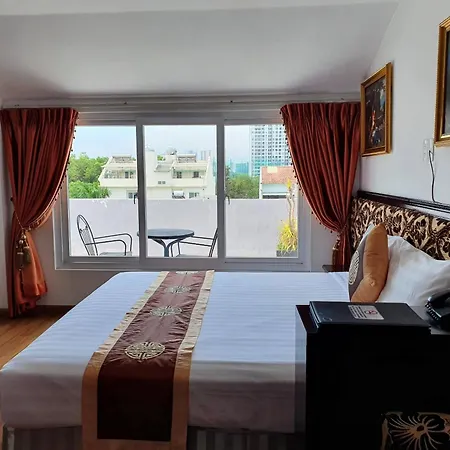 Collection O Emerald Luxury Apartment - Near Secc-2