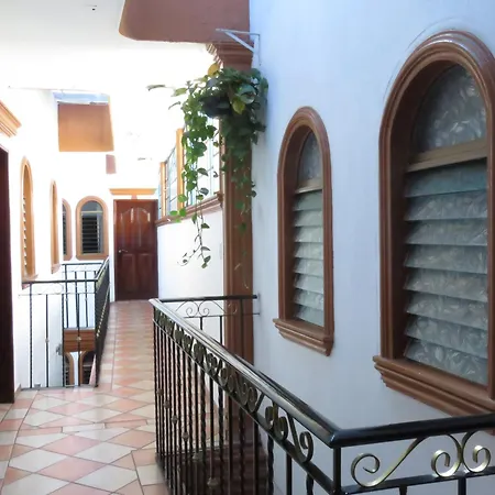 Hotel Los Girasoles-2