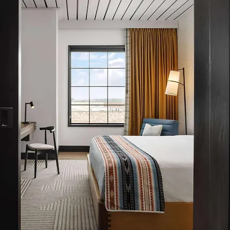 Hotel Tupelo, A Wyndham Hotel-3