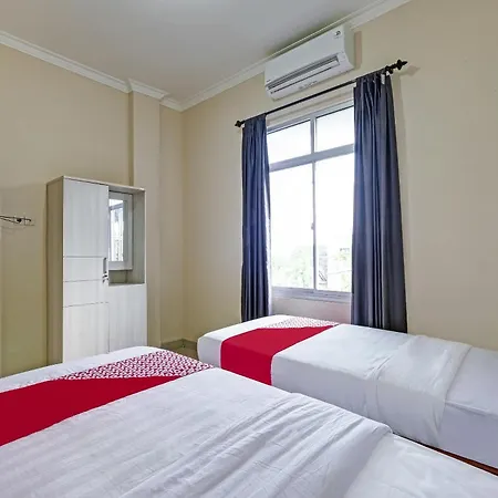 SUPER OYO 90905 Dangau Datuk Guesthouse-3