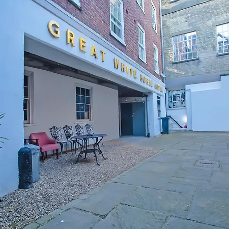 Great White Horse Hotel-2