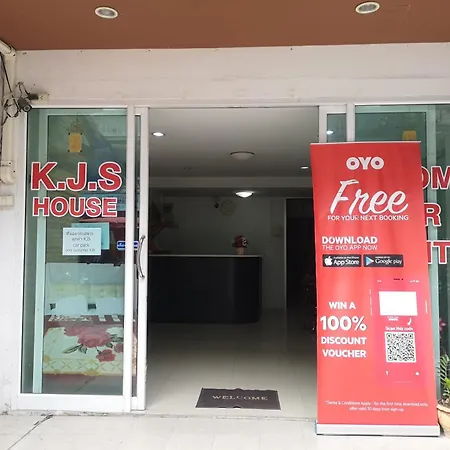 Oyo 75414 Kjs Pattaya-3