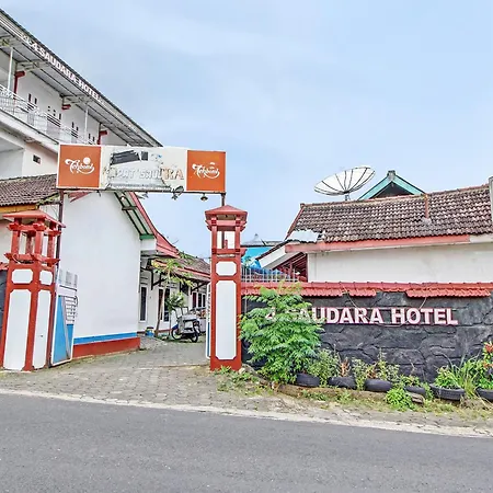 SPOT ON 92791 4 Saudara Hotel-3