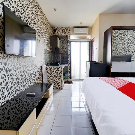 Oyo 93369 Apartemen Gateway Cicadas By Qq Rent 2-2