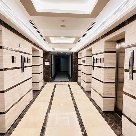 Upscale Apartment At Oval Tower Near Downtown With Balcony And Parking By Belvilla-2