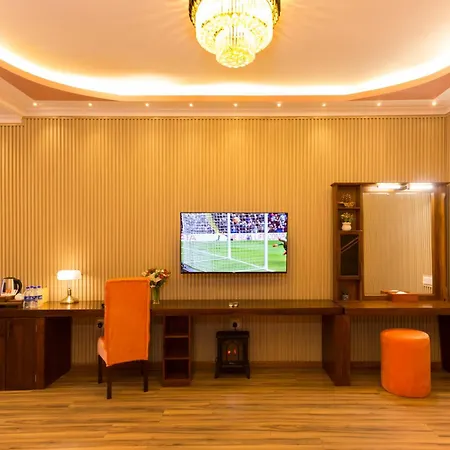 Hotel Grand Turf-2