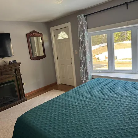Christmas Cove Inn-2
