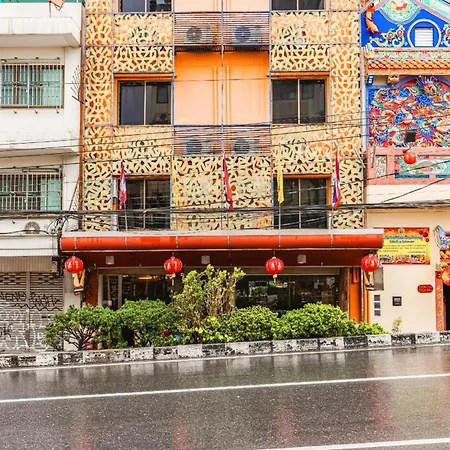 Collection O Diamond House Khaosan-3