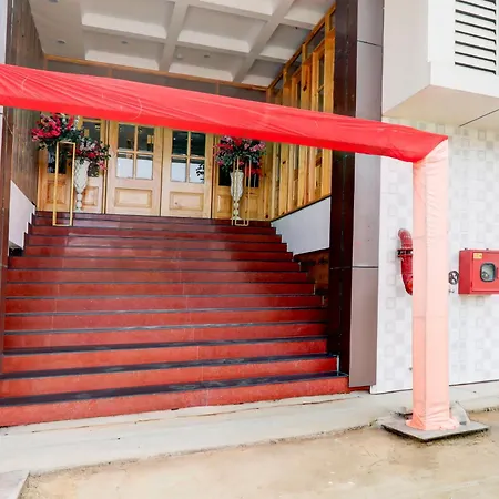 Super Townhouse Gls International-2