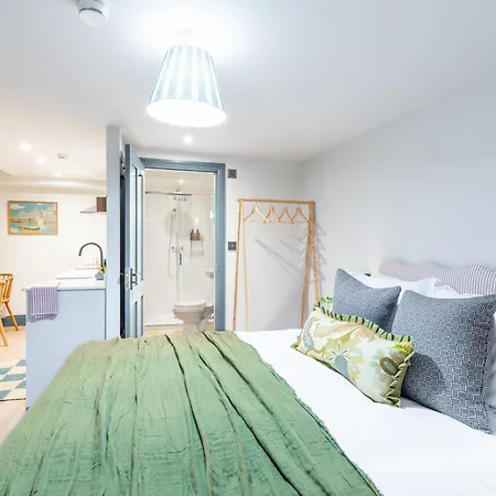 The Willows Boutique Stays By I-Stay Whitby-2