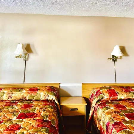 Adams Motel-3