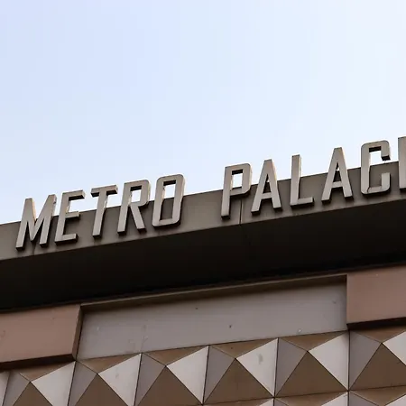 Hotel Metro Palace-3