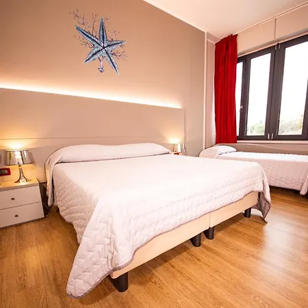 Hotel Italia Di Lerici-3
