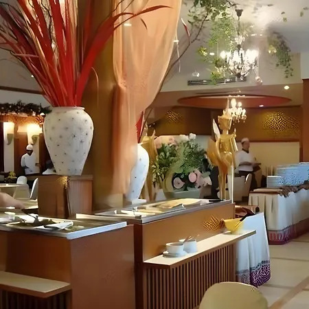 Collection O Howard Square Boutique Hotel-3