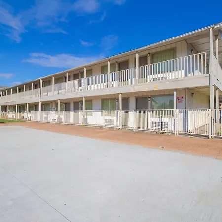 Studio Inn Extended Stay Oklahoma City Airport By Oyo-2