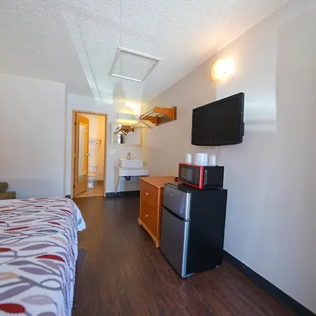 Budget Inn Gladstone By Oyo - Portland Clackamas-3